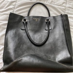 Prada Saffiano Tote Bag Medium Black Leather